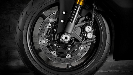 Мотоцикл Yamaha R6 Race